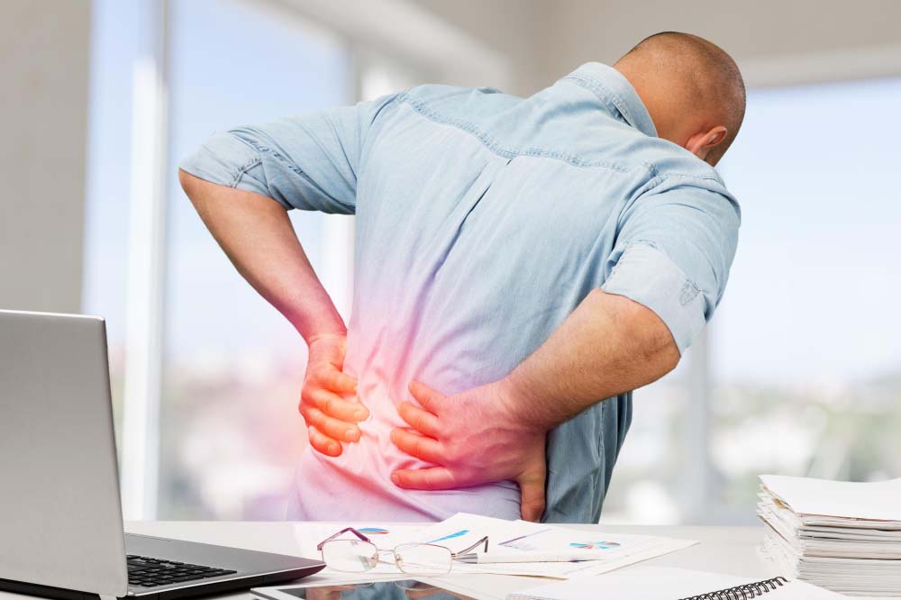 Причины возникновения болей в спине