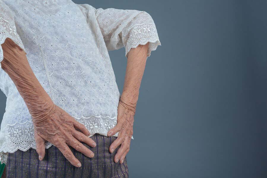 Боль в спине в подреберье: профилактические меры